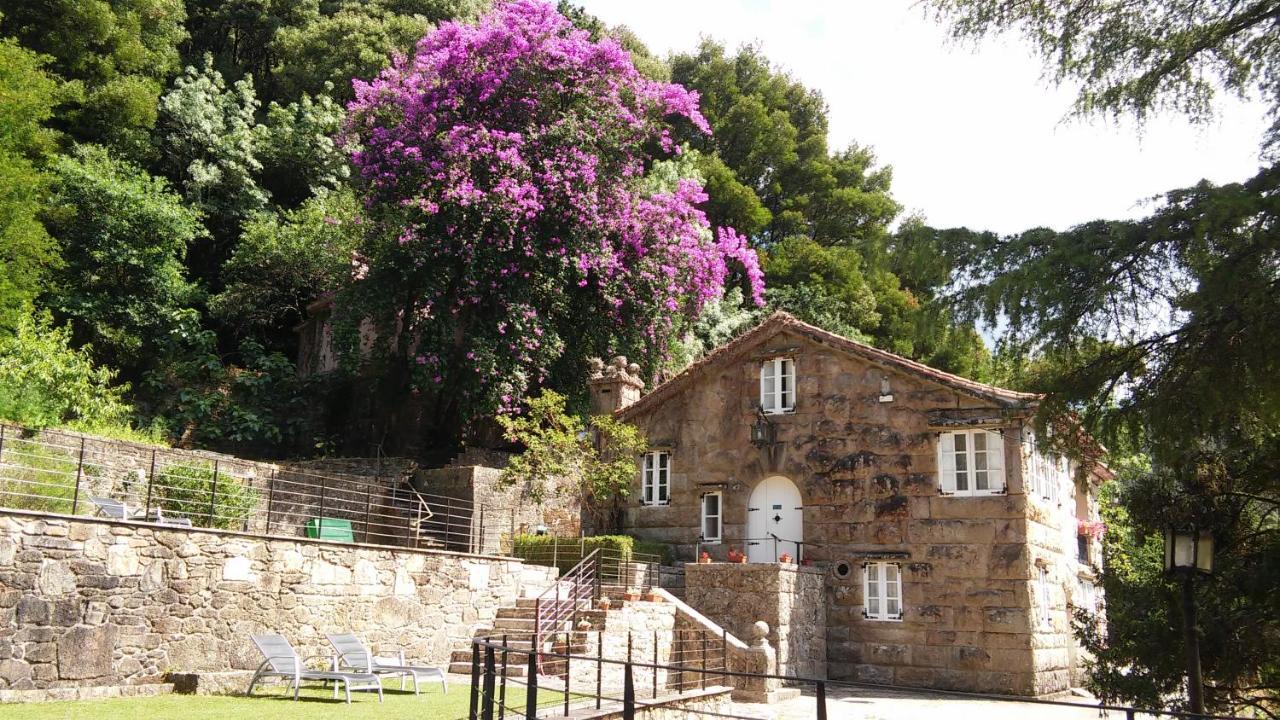 Hotel Pesqueria Del Tambre Нойя Экстерьер фото